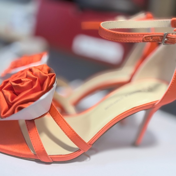 New in Box Jessica Simpson Vibrant Tangerine Heels Sandals Size 6.5 - Picture 4 of 7